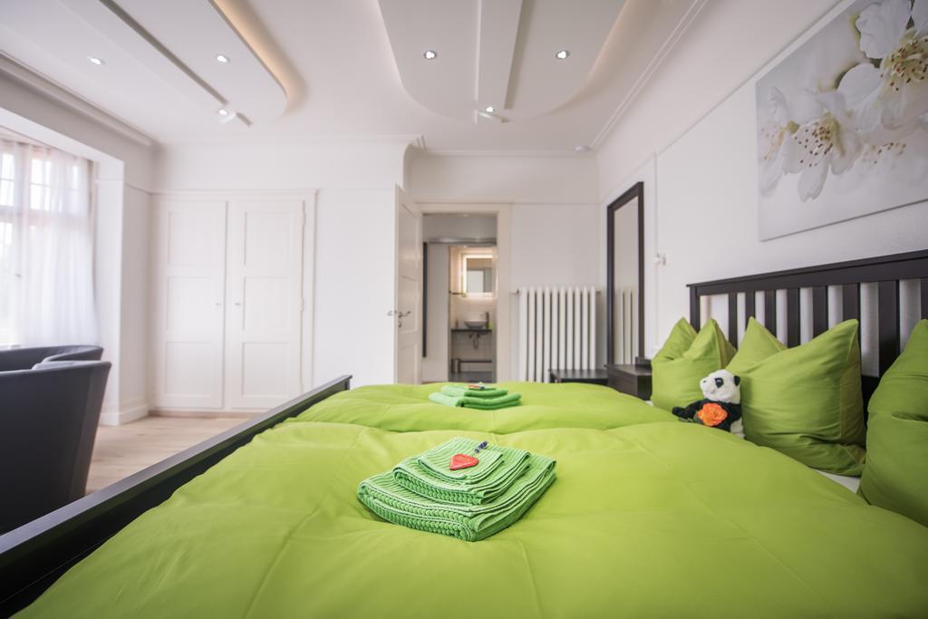 Max Aviation Villa & Apartments Берн Экстерьер фото