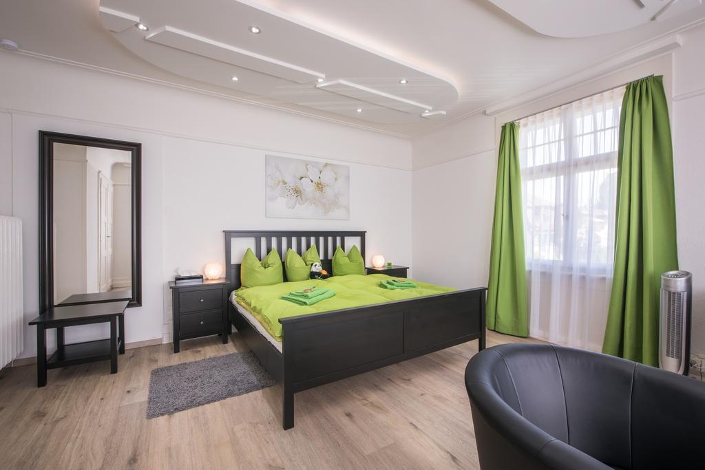 Max Aviation Villa & Apartments Берн Экстерьер фото