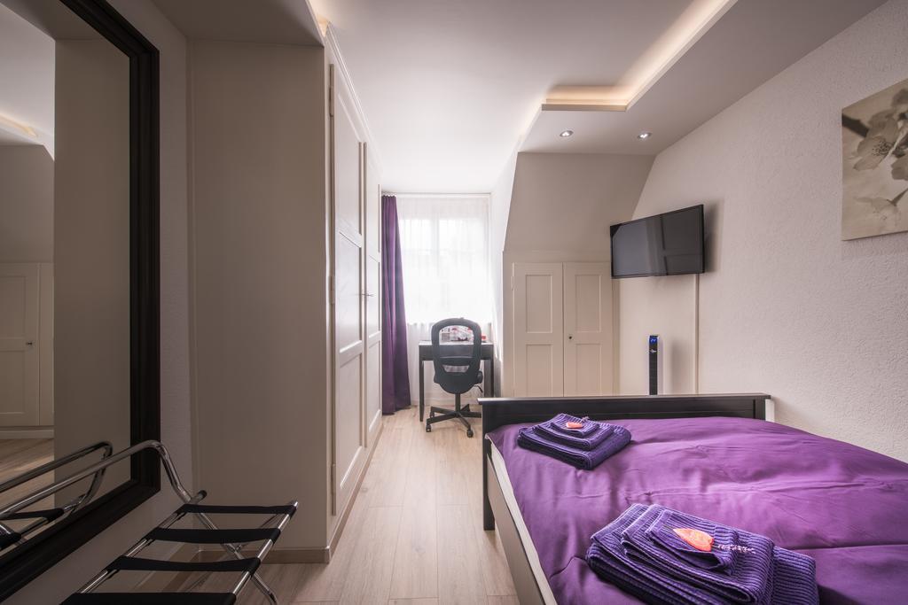 Max Aviation Villa & Apartments Берн Экстерьер фото