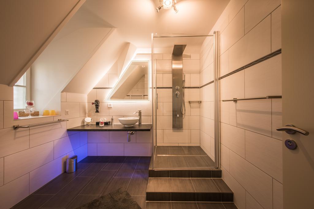 Max Aviation Villa & Apartments Берн Экстерьер фото