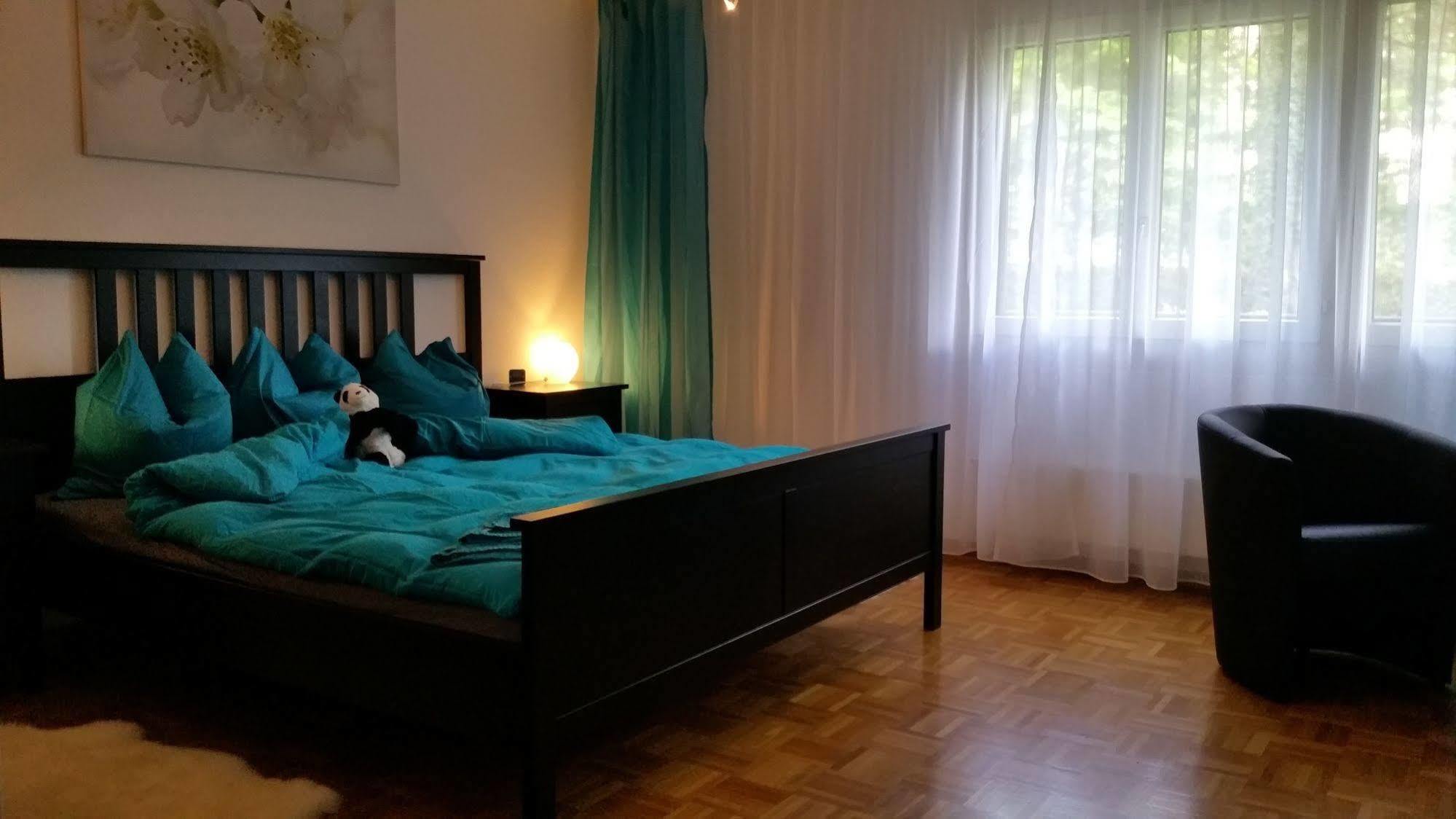 Max Aviation Villa & Apartments Берн Экстерьер фото