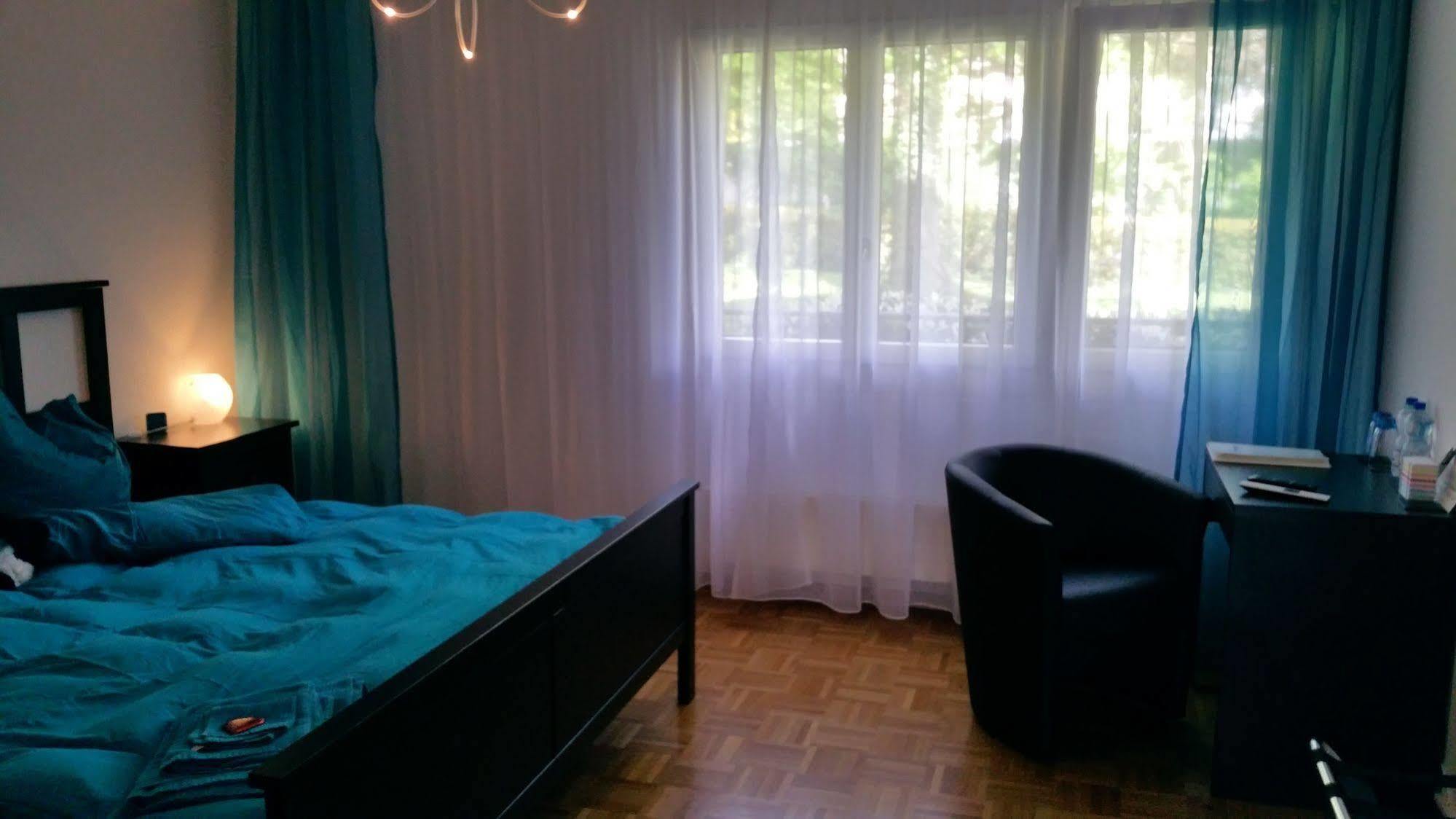 Max Aviation Villa & Apartments Берн Экстерьер фото